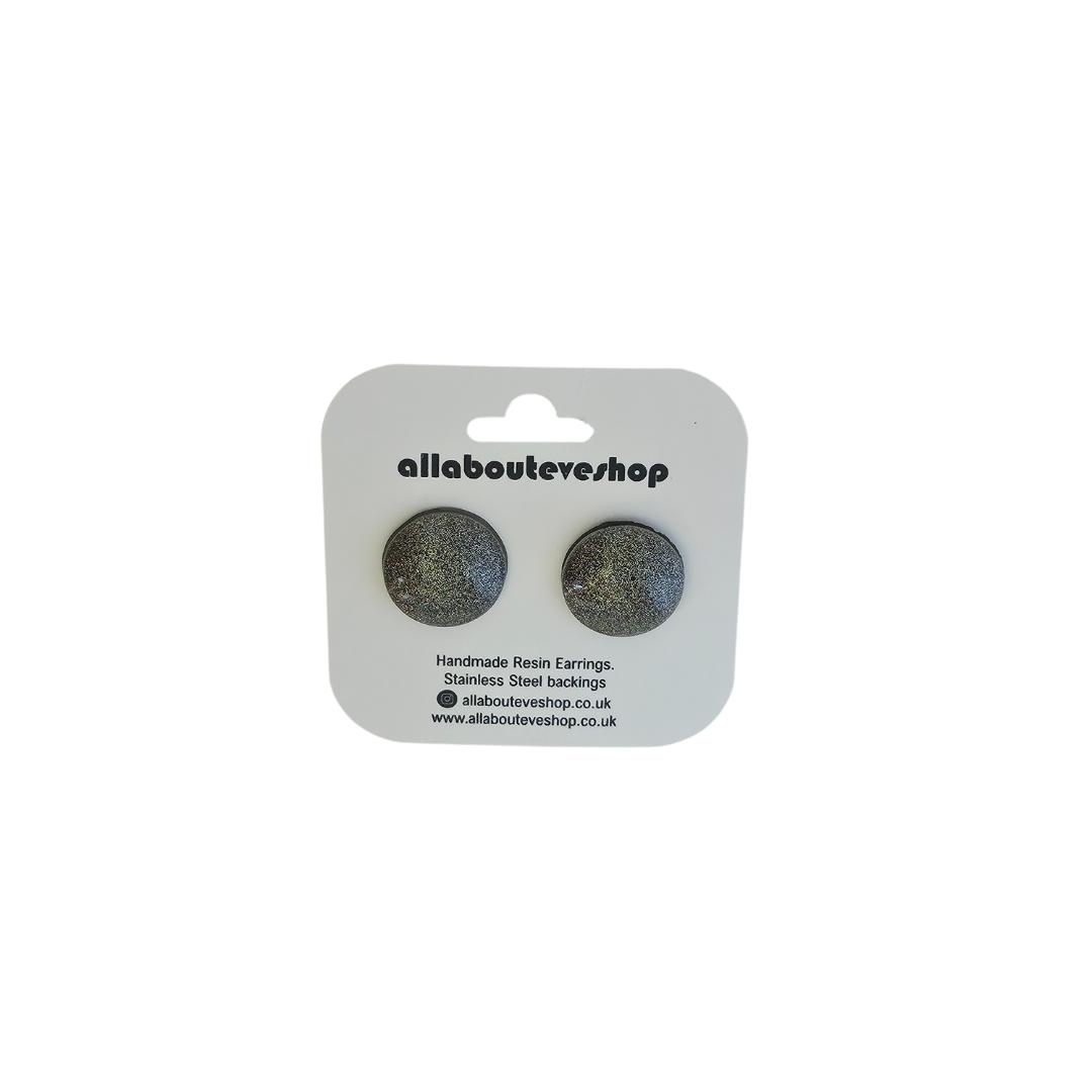 Silver coin resin stud earrings