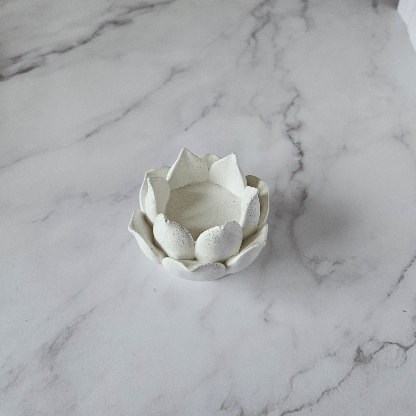 closed lotus tealight holder